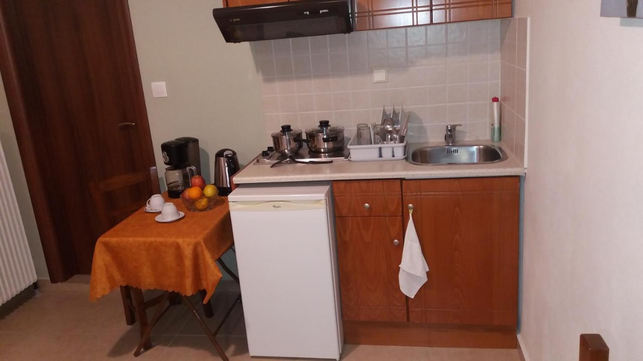 Alkmini Hotel เอยอส ดิมิตริออส ภายนอก รูปภาพ